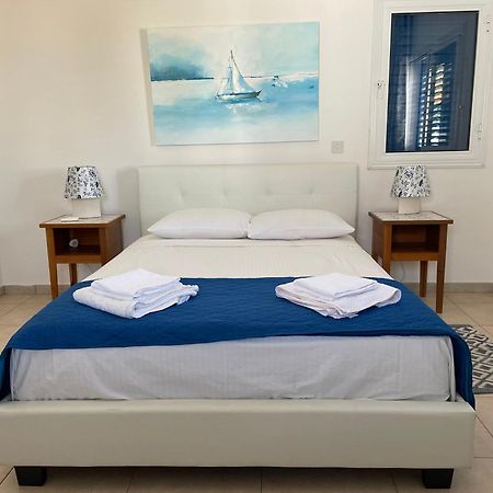 Sol Y Mar Malama Villa Paralimni Exterior foto