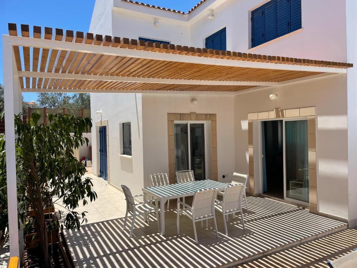 Sol Y Mar Malama Villa Paralimni Exterior foto